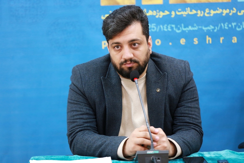 &laquo;نصرالله&raquo; زنده است؛ هرگز نمیرد آن که دلش زنده شد به عشق