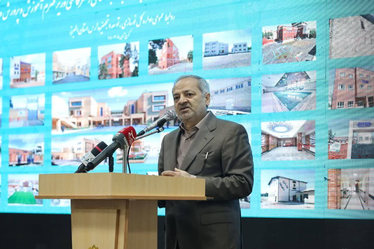 البرز پایینترین سرانههای آموزشی و بالاترین تراکم دانش آموزی را دارد