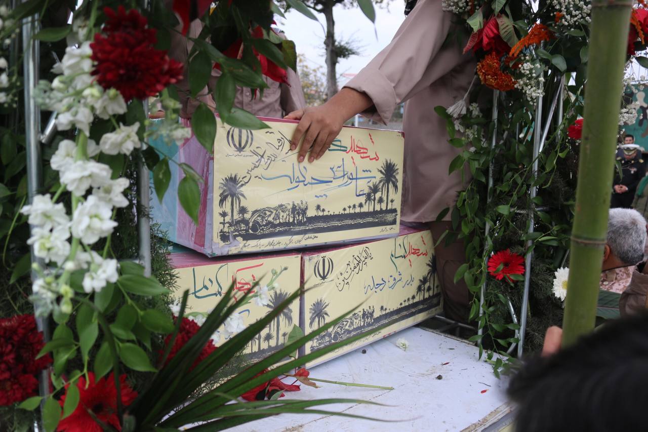 تشییع پیکرهای ۶ شهید گمنام و ۳ مدافع امنیت