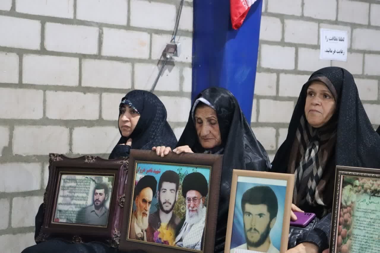 اجتماع باشکوه بسیجیان پیربازار با حضور فرمانده سپاه مرکزی رشت+تصاویر