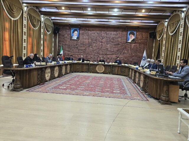 بررسی آخرین وضعیت گلزارهای شهدای تبریز در صحن شورای شهر // آقای ملکی چک کنند //