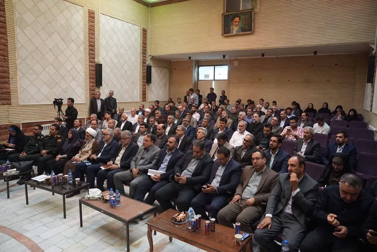 تحول زیرساخت&zwnj;های ورزشی در کوزران / بهره&zwnj;برداری از زمین&zwnj;های چمن و بازگشت سالن شهید ذوالفقاری به مدیریت دولتی