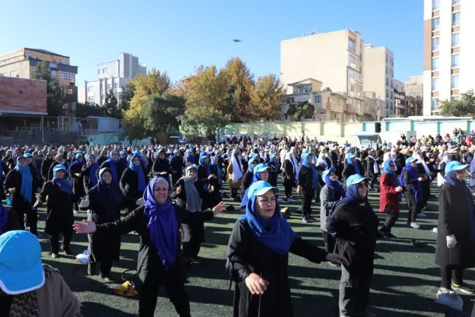 همایش بزرگ ورزش صبحگاهی در همدان برگزار شد