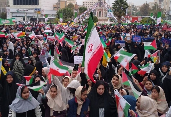 مدیرکل فرهنگ و ارشاد اسلامی البرز بر حضور فعال شهرستان&zwnj;ها در برنامه&zwnj;های ۱۳ آبان تاکید کرد