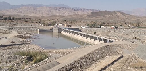 افتتاح سد انحرافی و کانال انتقال آب نجف&zwnj;آباد جیرفت با حضور وزیر نیرو