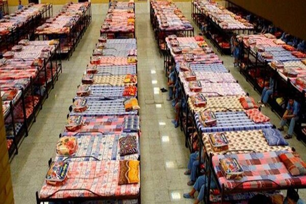 آمادهباش کامل شهرداری برای حمایت از افراد بیسرپناه در کرمانشاه آمادهباش کامل شهرداری برای حمایت از افراد بیسرپناه در کرمانشاه