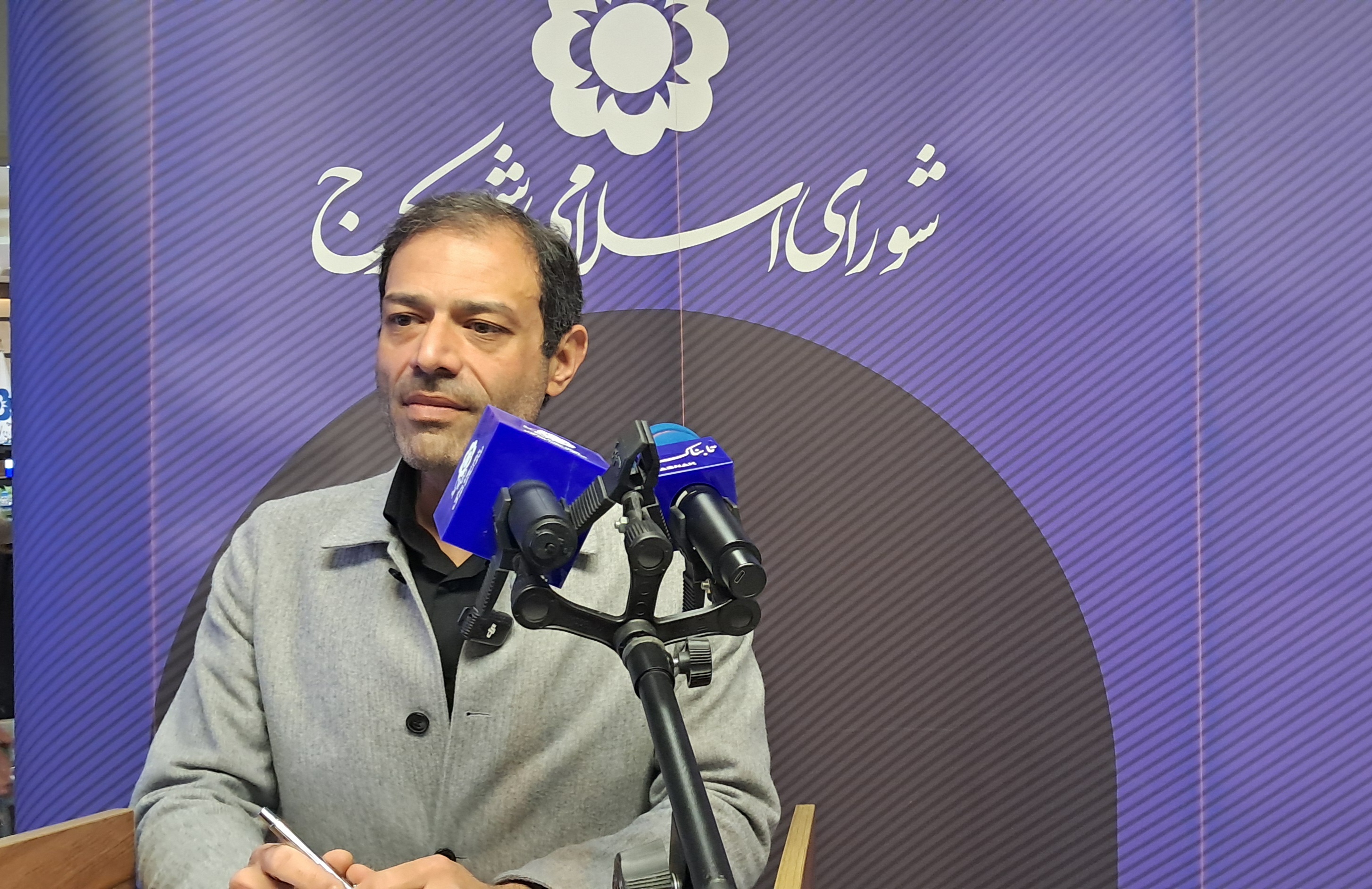 ساخت&zwnj; و ساز غیر مجاز در حریم کاخ مروارید/ پرونده بنای قدیمی کرج روی میز شورای شهر