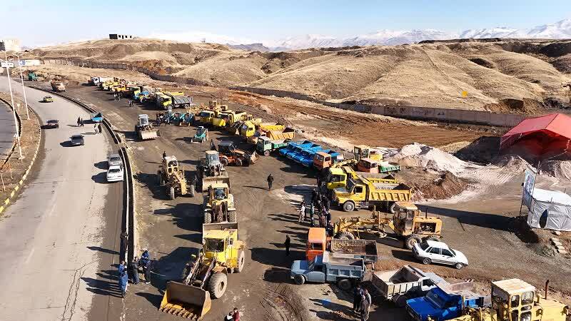 برپایی ۲۳ ایستگاه برفروبی در سنندج/ شهرداری برای زمستان برفی آمادگی کامل دارد برپایی ۲۳ ایستگاه برفروبی در سنندج/ شهرداری برای زمستان برفی آمادگی کامل دارد